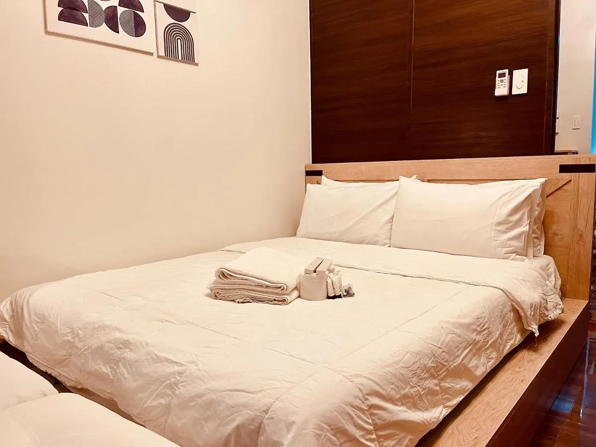 Aparthotel Destina Stays, Cozy & Netflix @Air Residences, Makati, Metro Manila Makati City