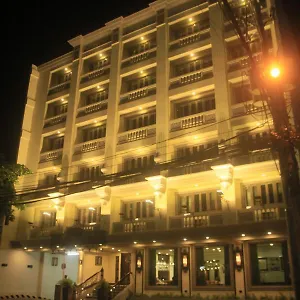 Herald Polaris Makati City