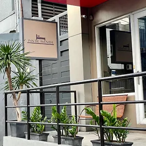 De Avenida, Makati ホテル