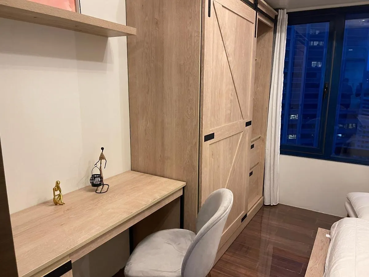 Aparthotel Destina Stays, Cozy & Netflix @Air Residences, Makati, Metro Manila Makati City